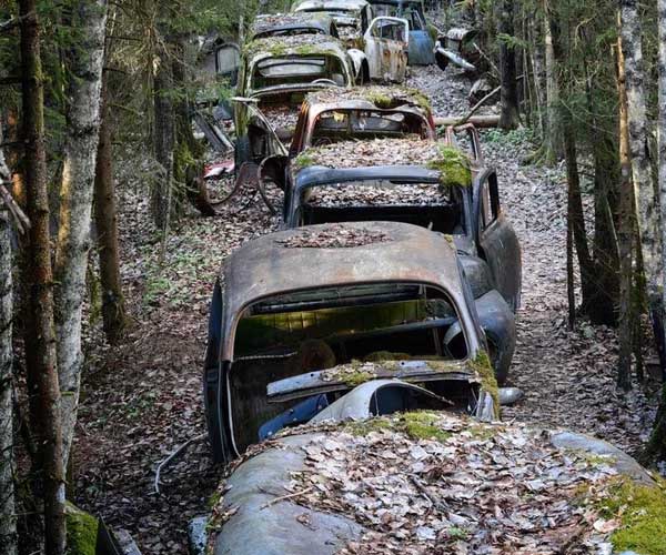 Chatillon Car Graveyard